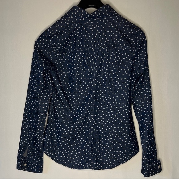 Lauren Conrad Womens Shirt Medium Heart Print Fitted Button Up Chambray. - Picture 3 of 6